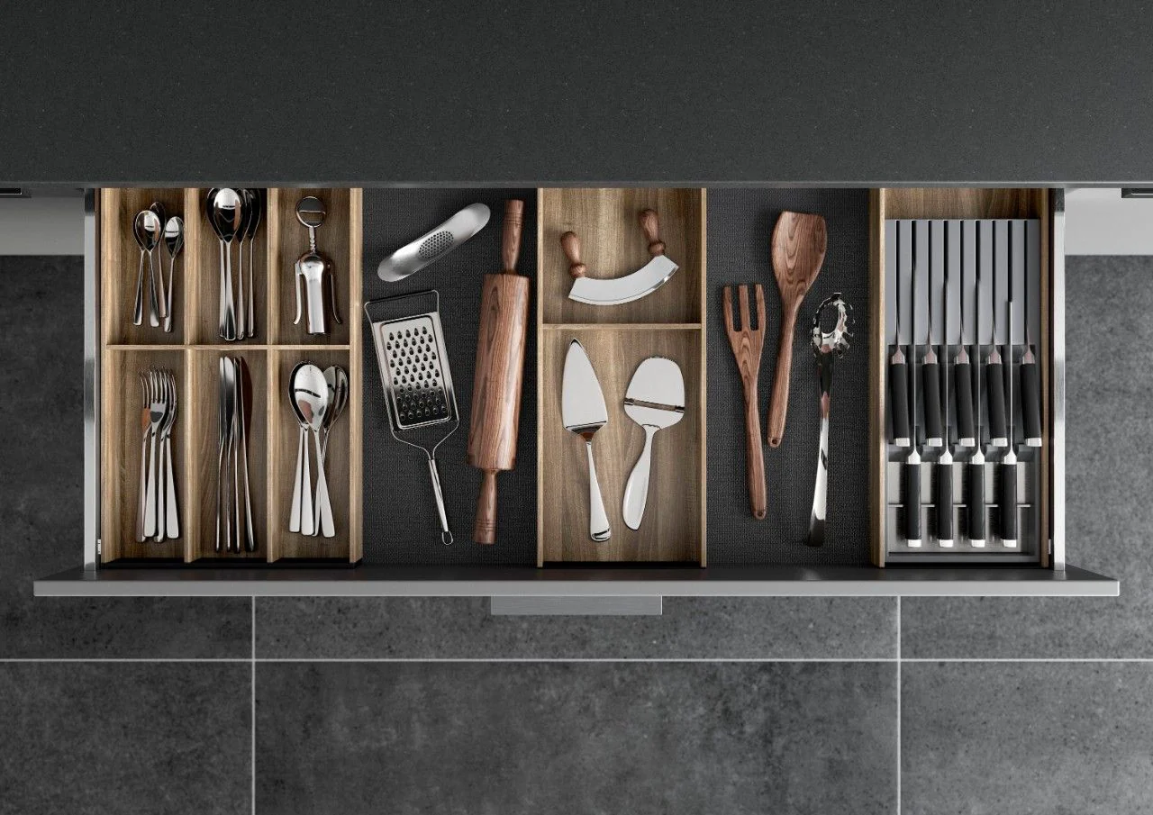 Blum AMBIA-LINE Cutlery Insert Kit - Tennessee Walnut ALC.45.110P.TW