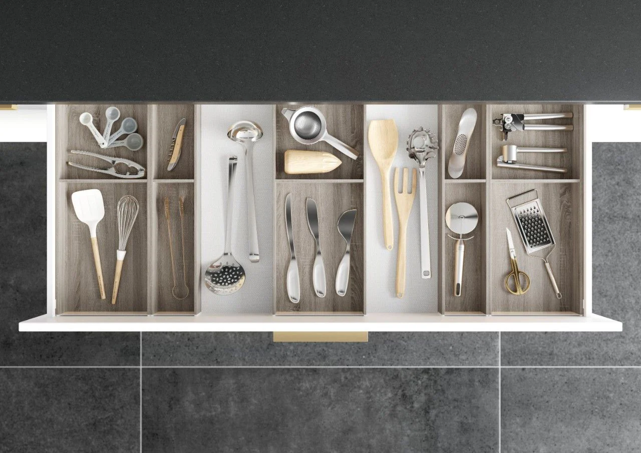 Blum AMBIA-LINE Utensil Insert Kit - Bardolino Oak ALU.45.110P.BO
