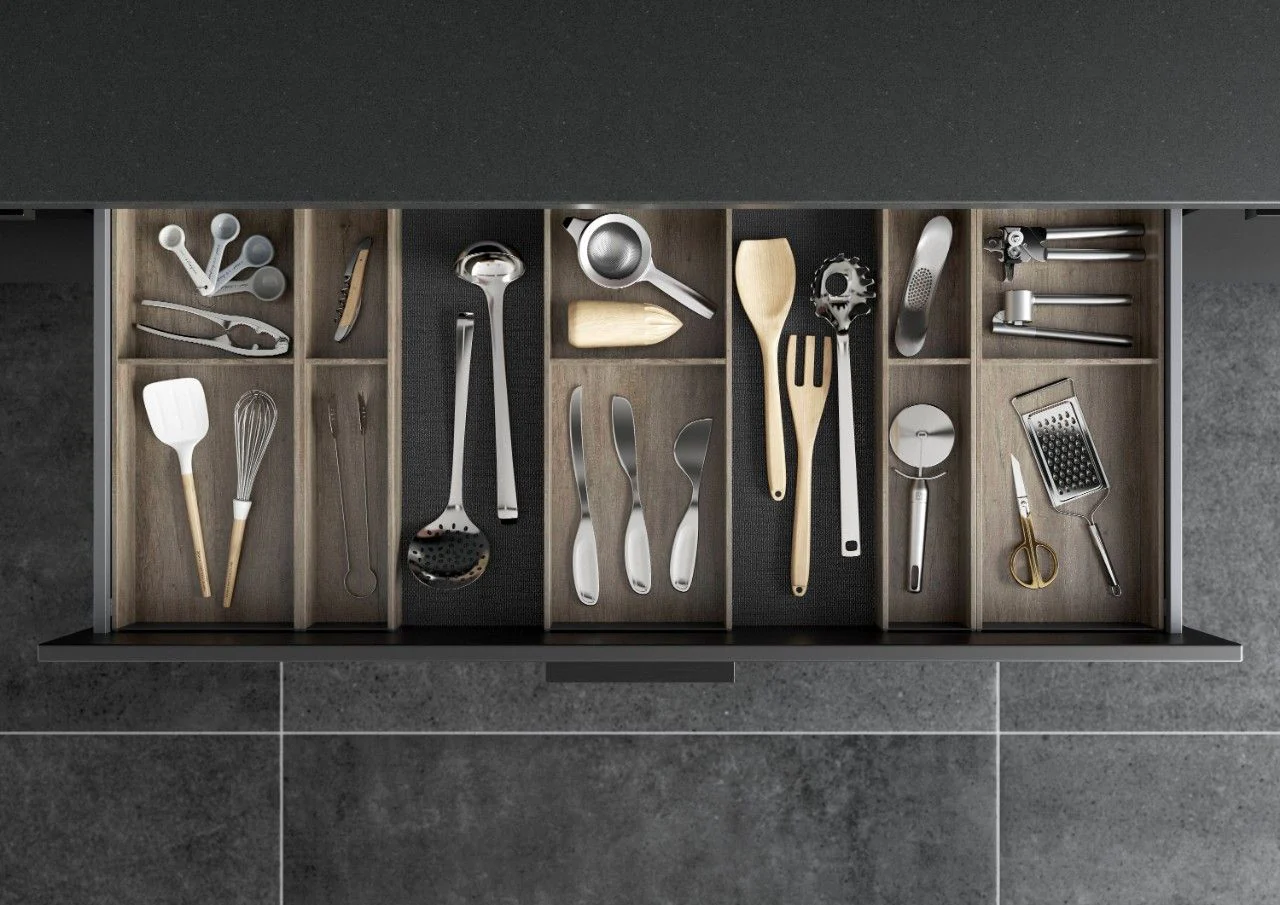 Blum AMBIA-LINE Utensil Insert Kit - Nebraska Oak ALU.45.110P.NO