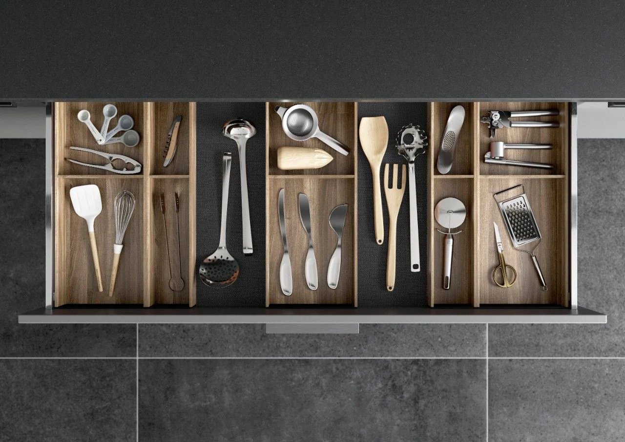 Blum AMBIA-LINE Utensil Insert Kit - Tennessee Walnut ALU.45.110P.TW